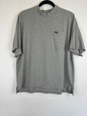 NWOT Figs Heather Gray Short-Sleeve Crew Tee